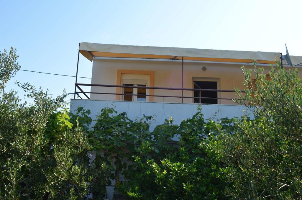 Apartments Krusvina Лун Экстерьер фото