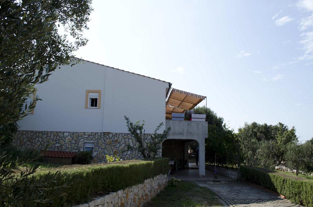 Apartments Krusvina Лун Экстерьер фото