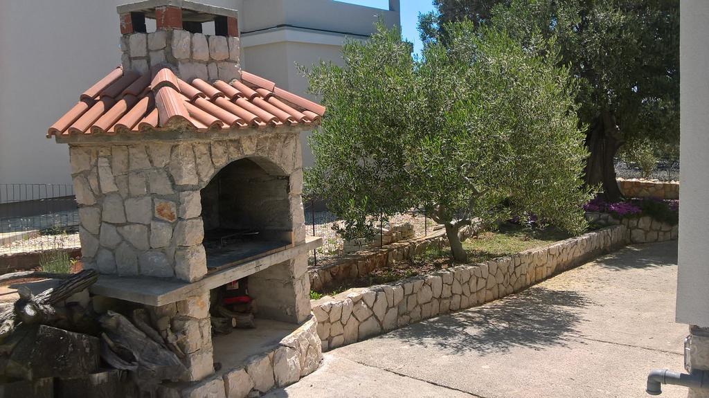 Apartments Krusvina Лун Экстерьер фото