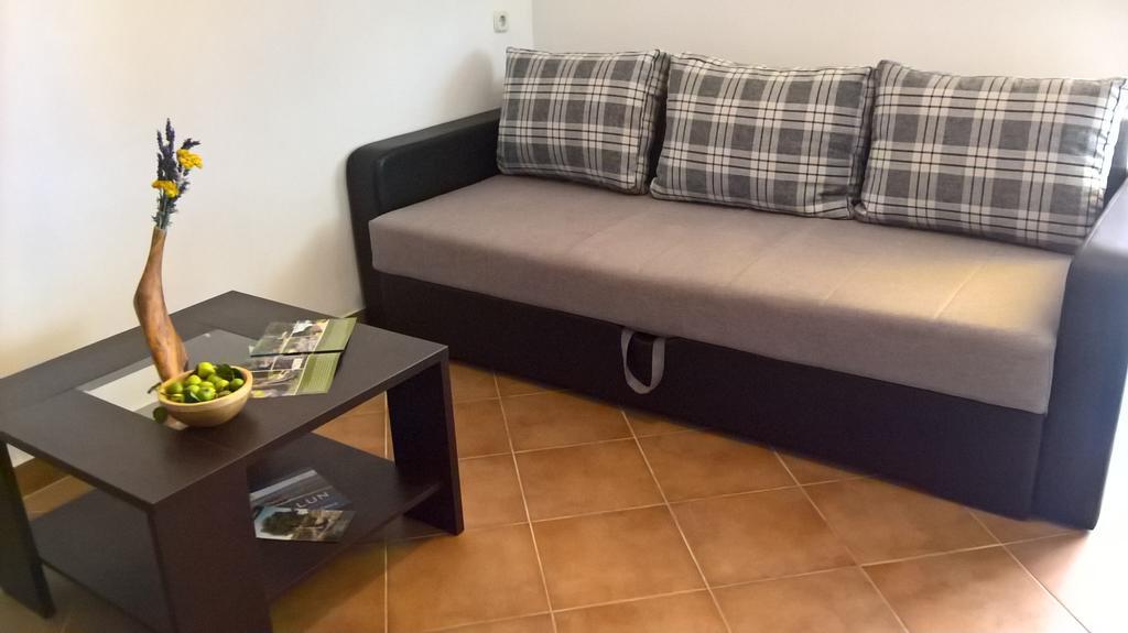 Apartments Krusvina Лун Экстерьер фото